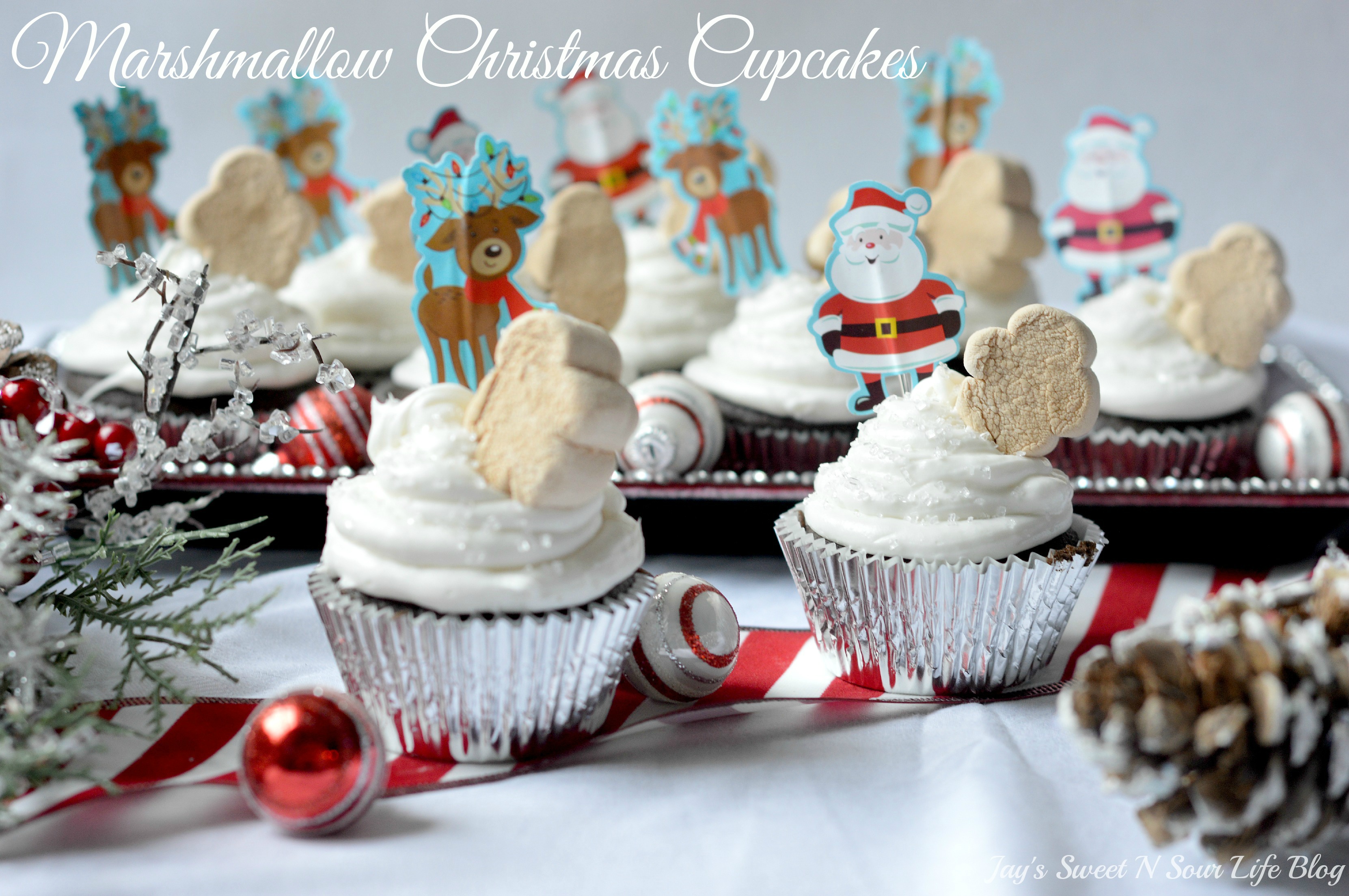Marshmallow Christmas Cupcakes